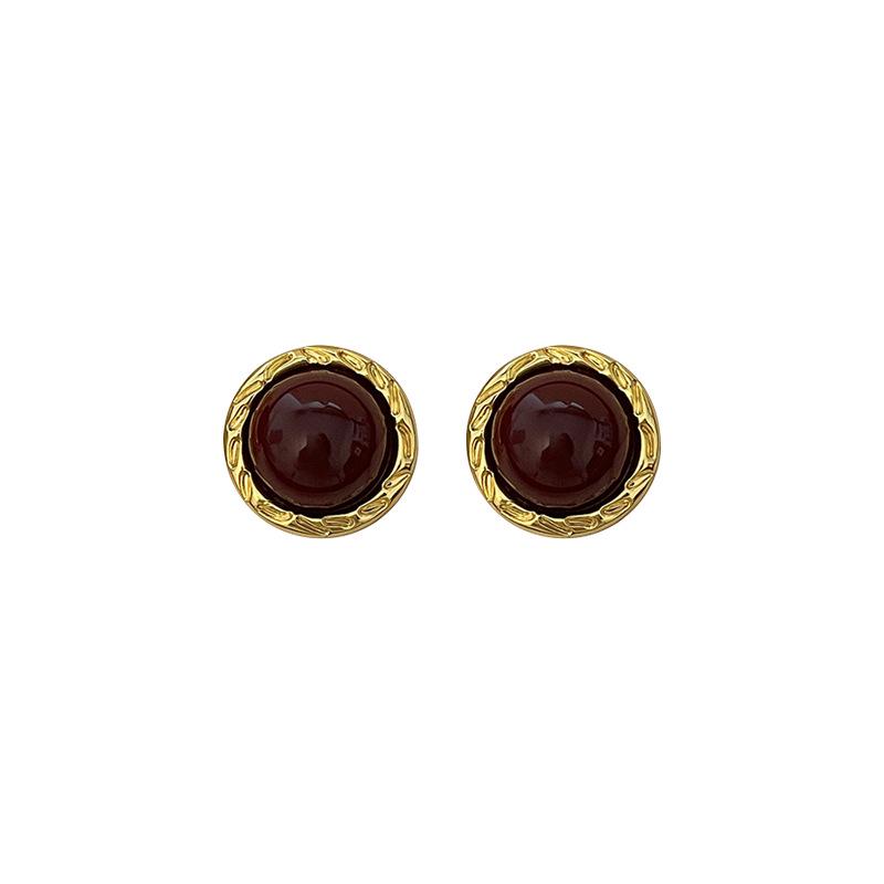 Retro Red Pearl Earrings: Light Luxury Fashion Studs for Women – Versatile & Stylish