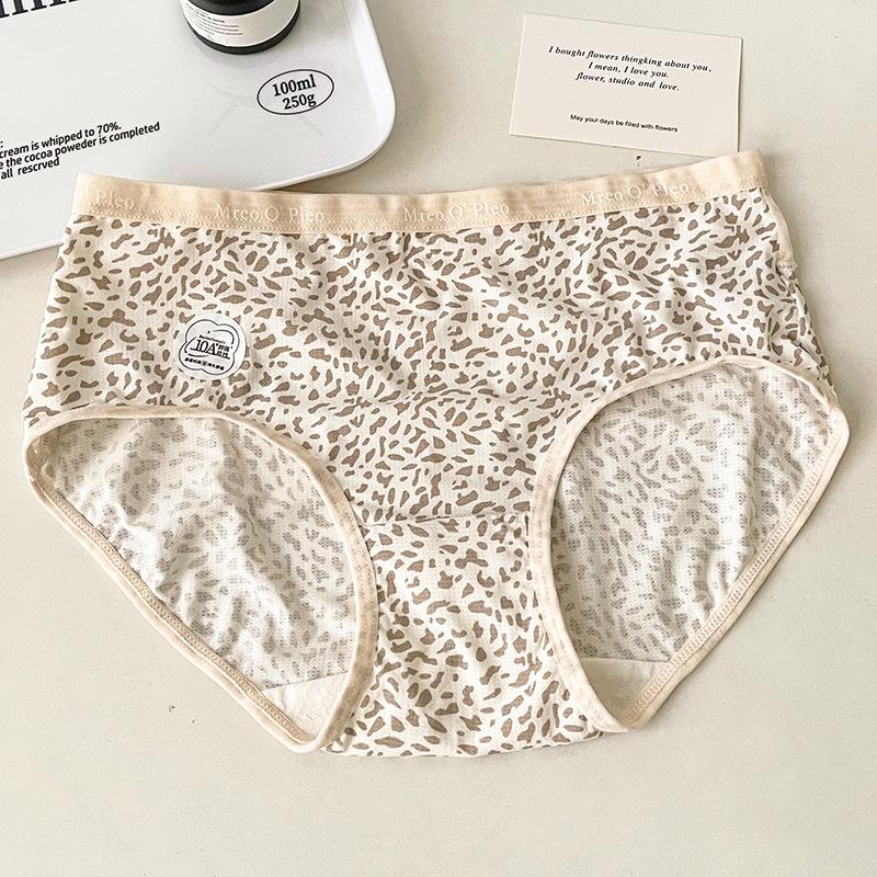 Women's Spring Summer Leopard Print Anti Bacterial Breathable Mid Waist Panties