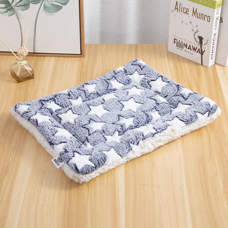 Winter Warm Dog Mat Pet Washable Sleep Mat Dog Mat Bed 40*30cm