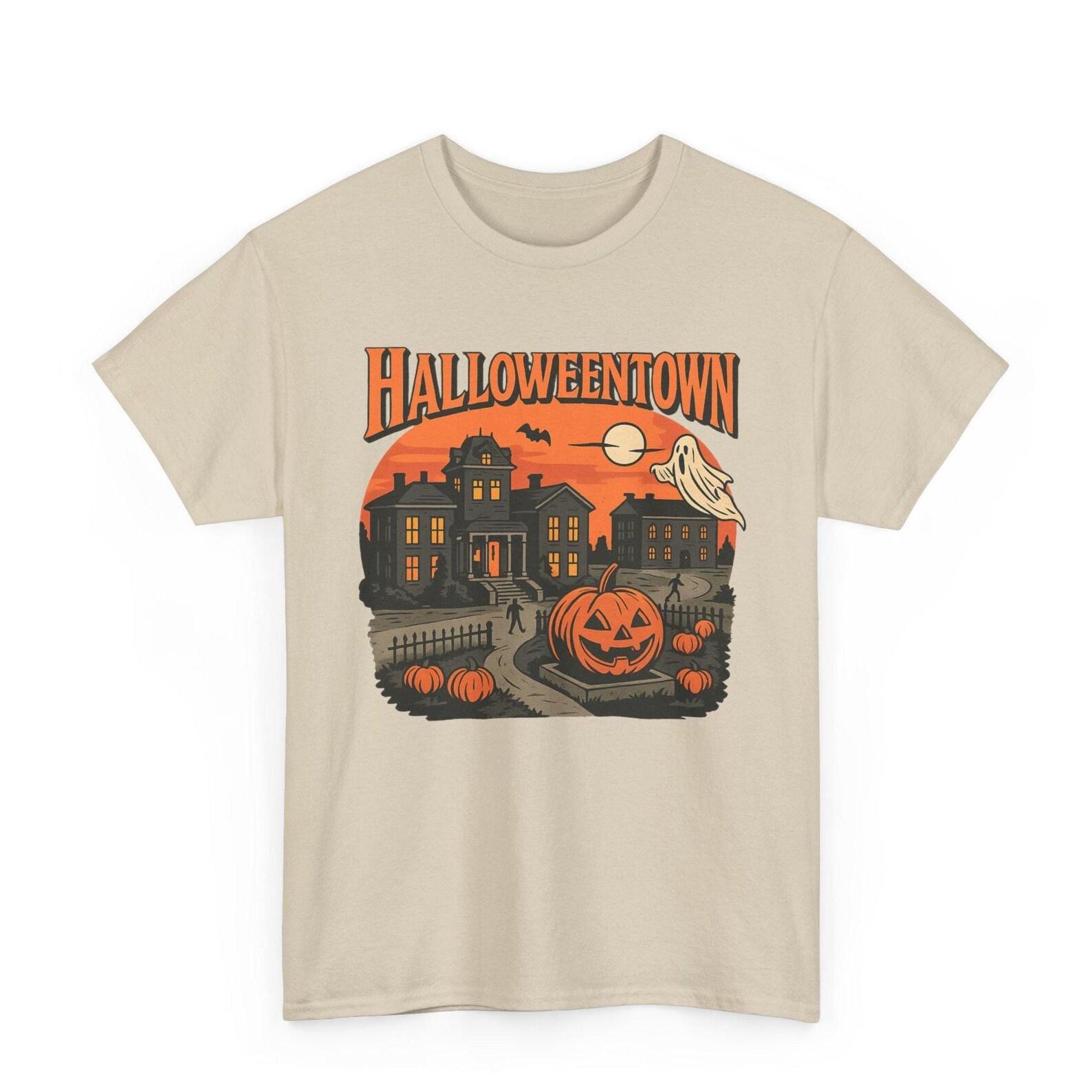 Halloween Town T-Shirt: Retro Comic Spooky Village Tee S