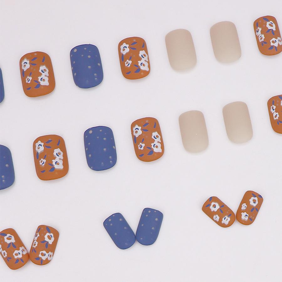 European Square Floral Warm-Toned Nail Tips: Enhance Fairness with Blue & Brown Beautiful Detachable Nail Art