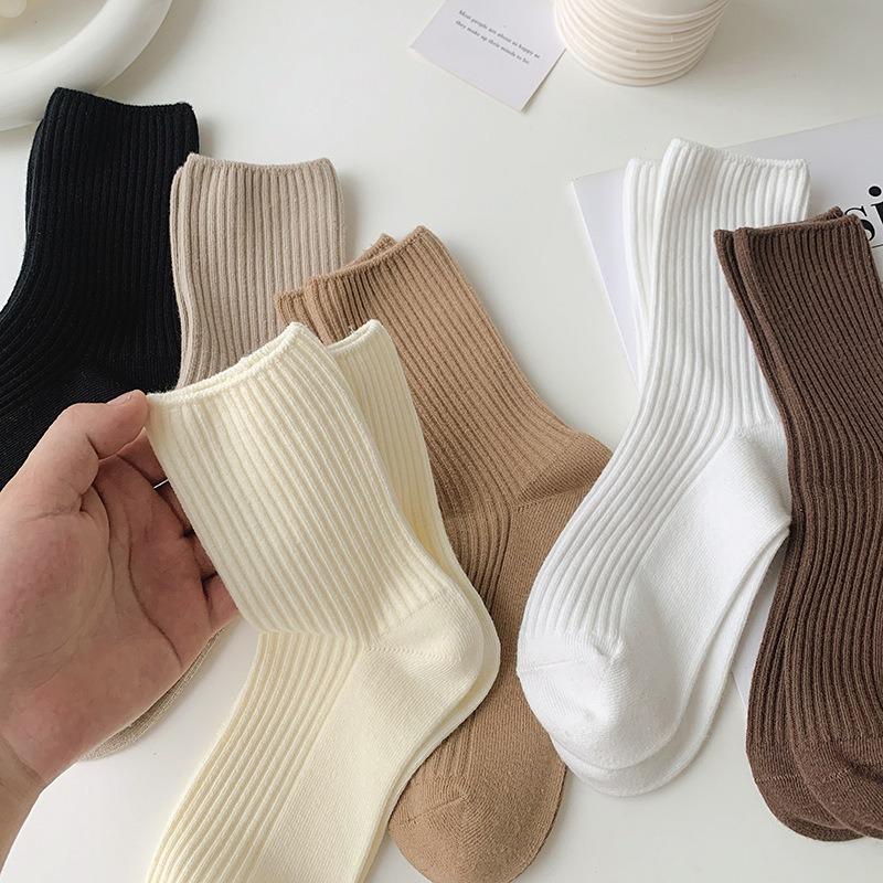 Women's Autumn and Winter Socks, Loose-fitting Postpartum Socks, Solid-colored Vertical Striped Mid-calf Socks, Versatile Casual Socks