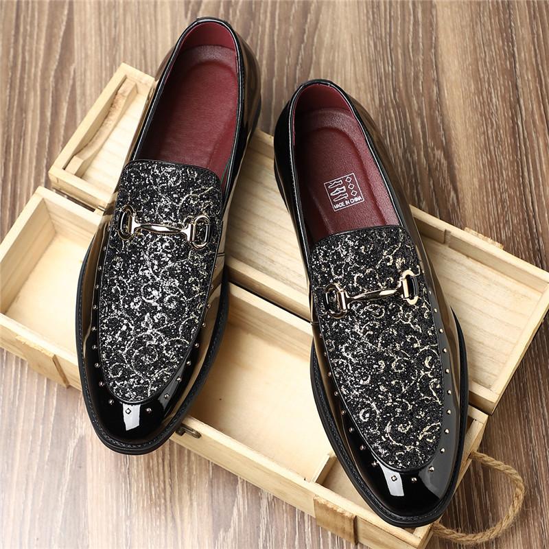 

Мода Британская Мода Новый Шарм Блестки Заклепки Слипоны Для Мужчин Дизайнерская Формальная Свадебная Выпускной Вечер Платье Возвращение Домой Обувь 39 чёрный