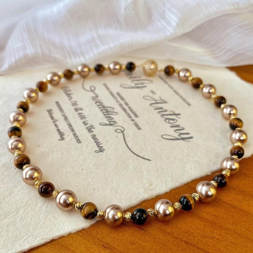 

Retro New Autumn And Winter Maillard Natural Tiger S Eye Stone Mocha Gold-Brown Shijia Mixed Color Pearl Necklace