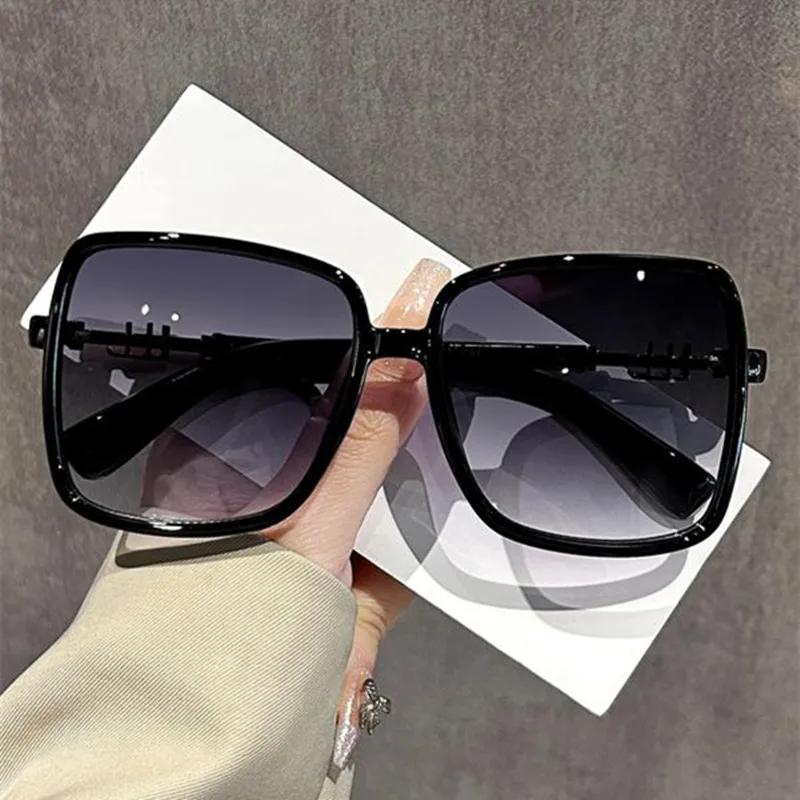 Square Sunglasses Woman Retro Vintage Gradient Sun Glasses Oversized Female Travel Driving Glasses Women