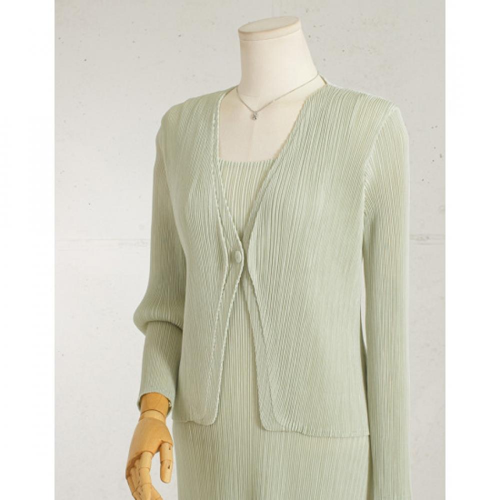Win Summer Pleats One Button Cardigan