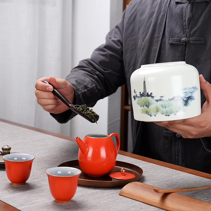Large Ceramic Tea Storage Canister for Red, Green, Longjing, Biluochun, and Pu'er Tea - Half Jin Capacity