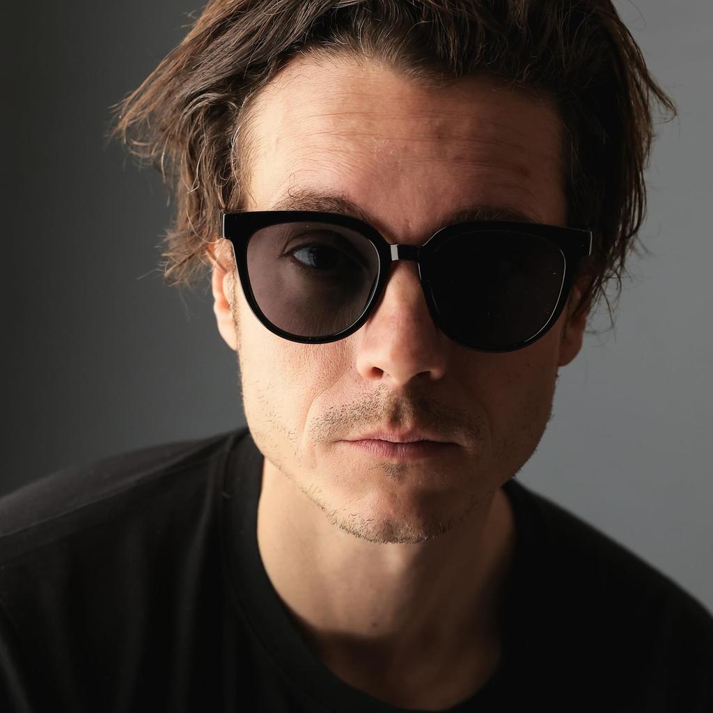 Shiny Black X Smoke Big Wellington Sunglasses for Men and UV Protection Large Colored [FashionBerry] Women, 99% (UV400), Lenses, Face-Slimming Effect,