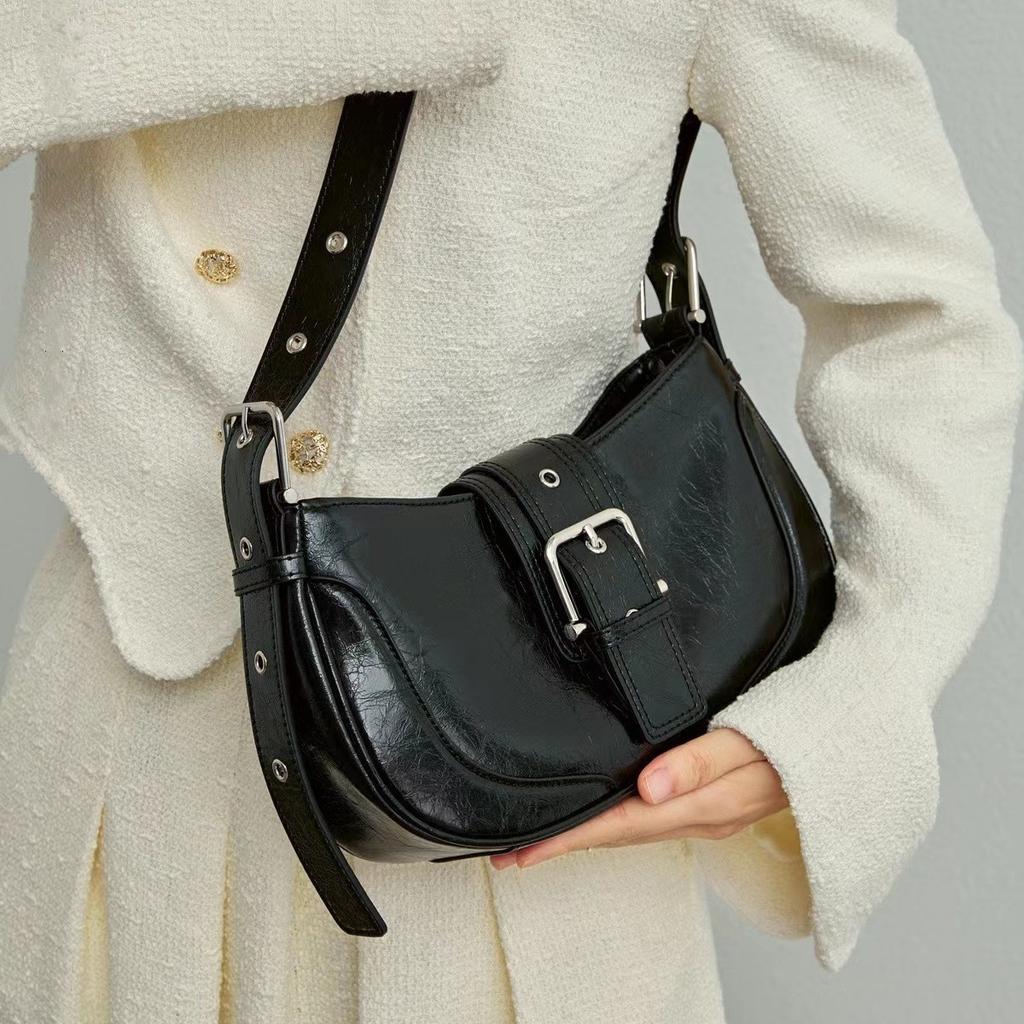 2025 New Trendy Women's Bag, Unique Design, Textured Baguette Bag, Vintage Underarm Bag, Versatile Wide-Strap Shoulder Bag
