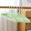 YIXI Seamless Retractable Wide-Shoulder U-Neck Hangers