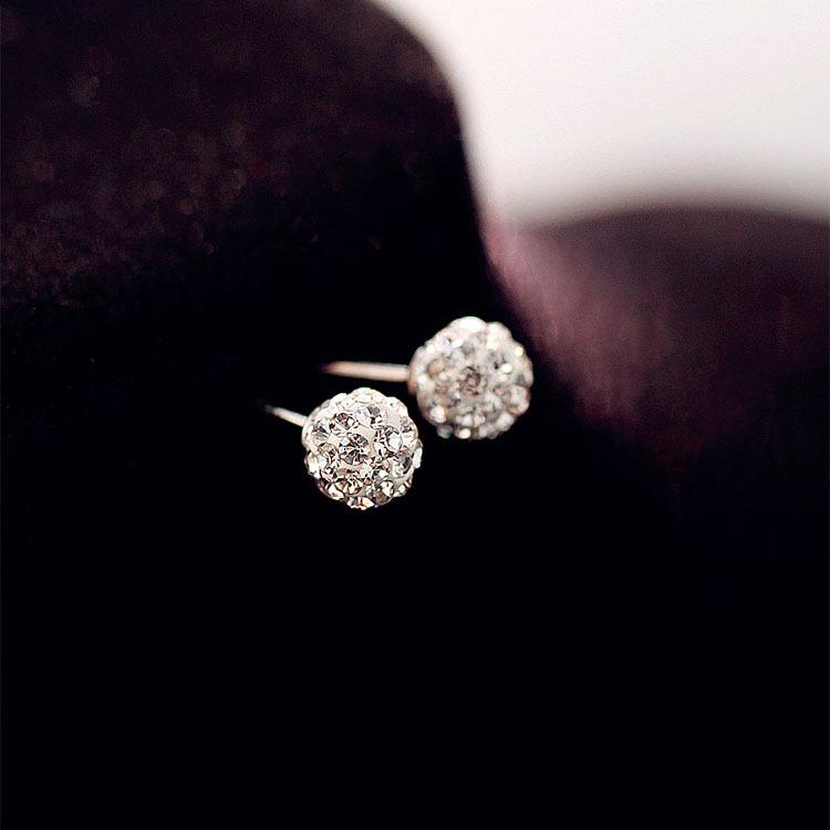 

Diamond-Covered Sphere Stud Earrings, S925 Sterling Silver, Gold-Plated, Light Luxury, Versatile Design for Women. 925 Sterling Silver