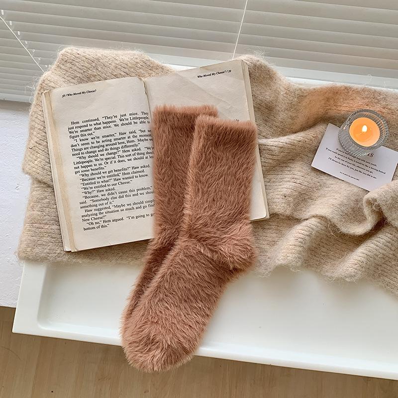 Norkový samet Dlouhé vlasy Ponožky Dámské Podzimní a Zimní spací ponožky Teplé vlněné ponožky Podlahové ponožky Polstrované Ponožky do poloviny lýtek zesílené