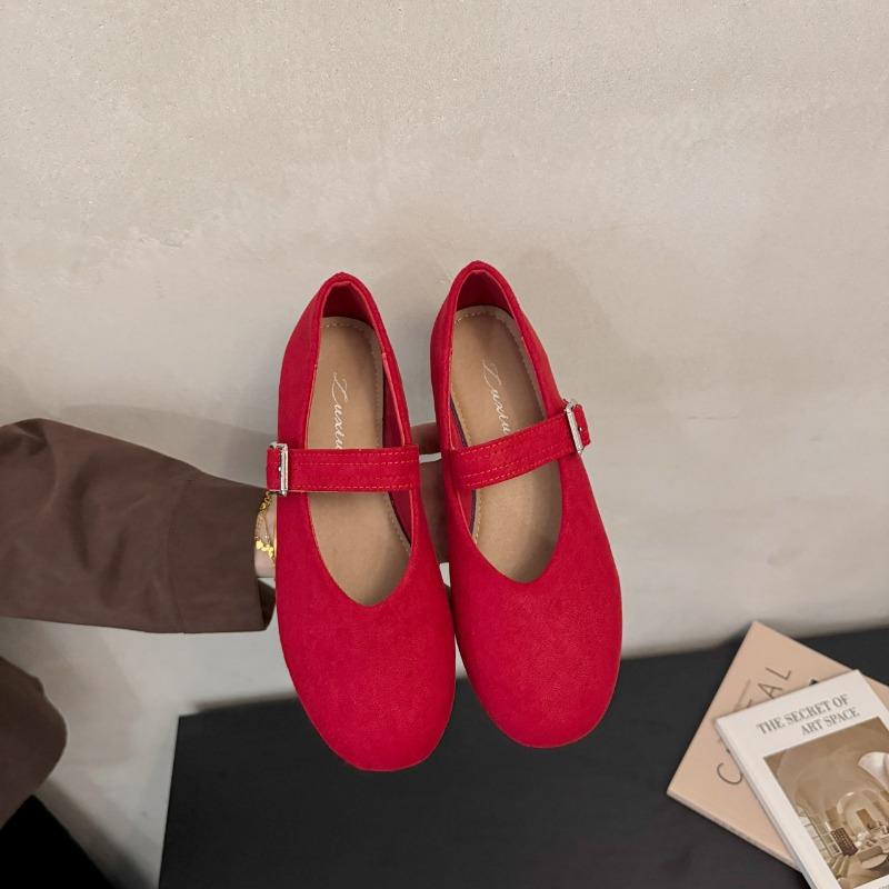 Retro shallow mouth one-word buckle Mary Jane shoes women's new skirt flat-soled Doudou shoes
