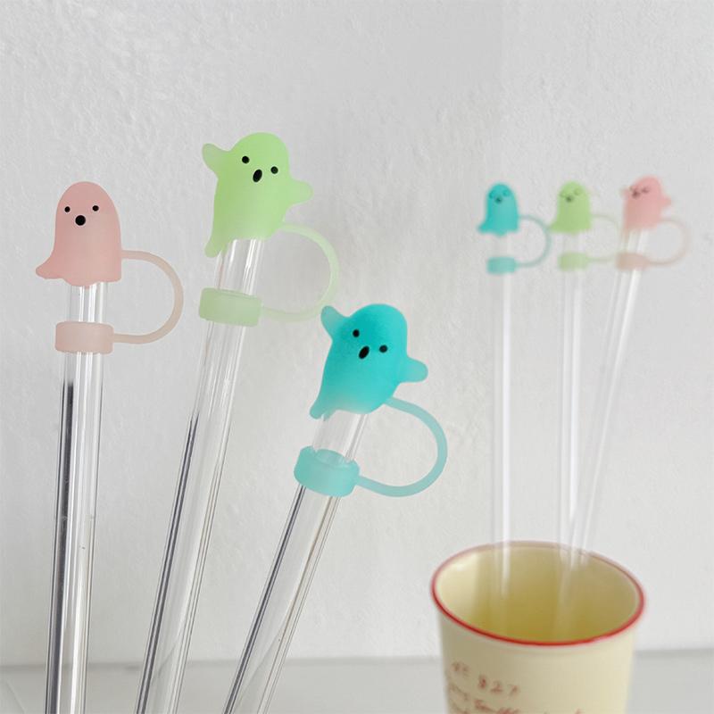 Silicone Ghost Dust Cap for Stanley Halloween Theme Dust-Proof Straw Protector Reusable Straw Cover Water Cup Tumbler Accessory
