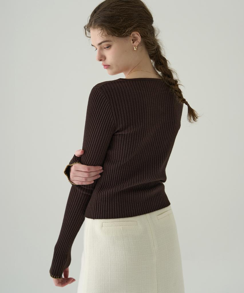 Deuloupisumeon Heart Neck Ribbed Slim Knit Top [Brown]