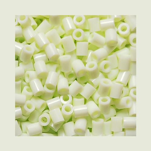 Non-Toxic 2.6Mm Mini Beads 1000Pcs Green Colors Pixel Art Fuse Beads For Kids Gift Hama Beads Diy Puzzles Iron Beads