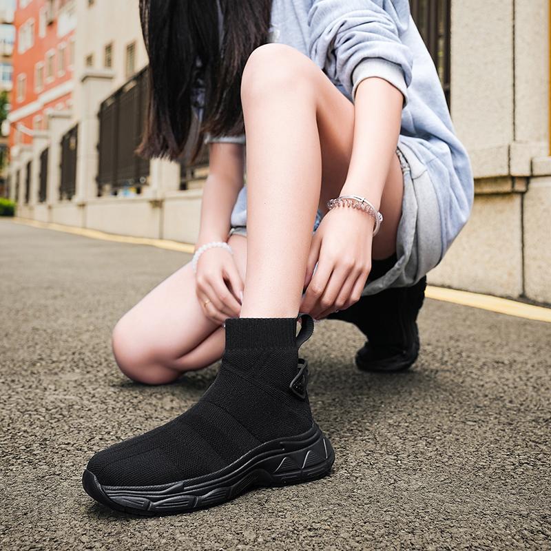 Classic Black Socks Runing Shoes Men High Sock Trainers Women Slip On Couple Casual Shoes Lightweight Sneakers Men Basket Homme