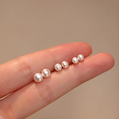 High-End 3-6mm Round Freshwater Pearl Stud Earrings with Silver Needle