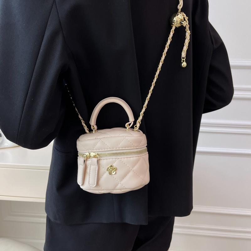 Versatile Handbag Women's New Chain Shoulder Messenger Bag
