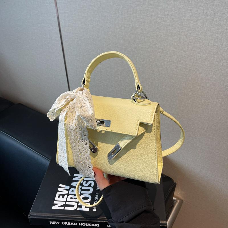 Handbag Women's New Versatile Shoulder Crossbody Small Square Bag
