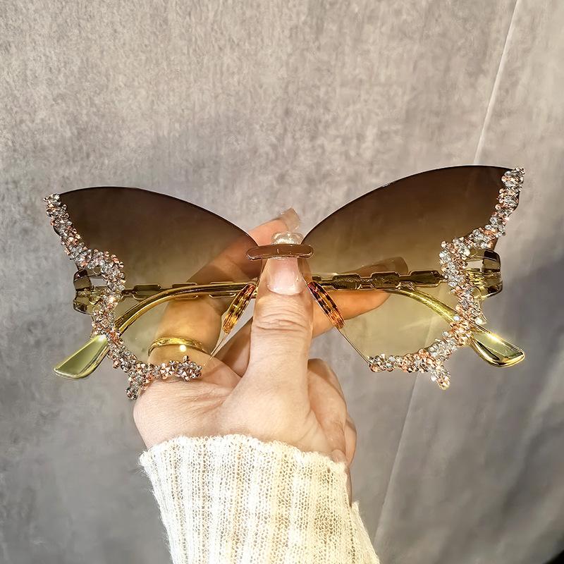 Butterfly Shaped Diamond Studded Sunglasses Frameless Sun Glasses For Women'S Parties Dances And Fashion Shows Glasses