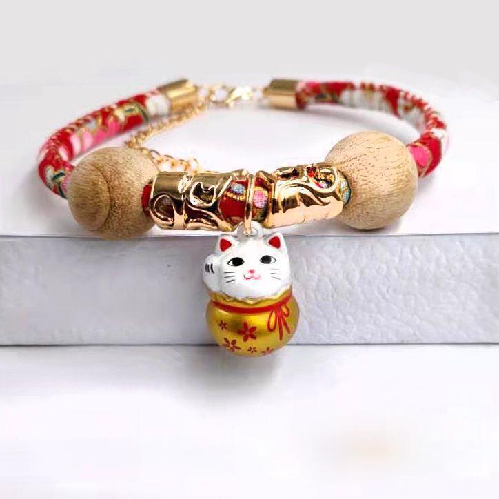Adjustable Pet Collar with Insect Repellent and Flea Resistant Features