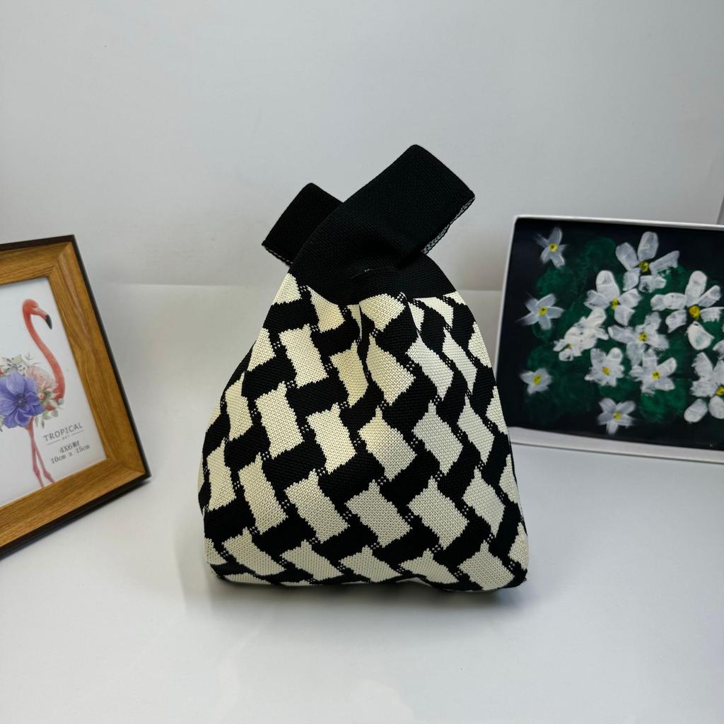 Women's Knot Wrist Bag Handmade Knitted Bag Portable Mini Striped Tote Bucket Phone Bags Large Capacity Autumn Winter Handbags