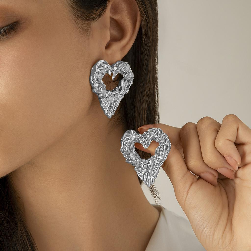 Wind Liquid Love-shaped Fringed Stud Earrings Female, Creative Splicing Lava Earrings Ear