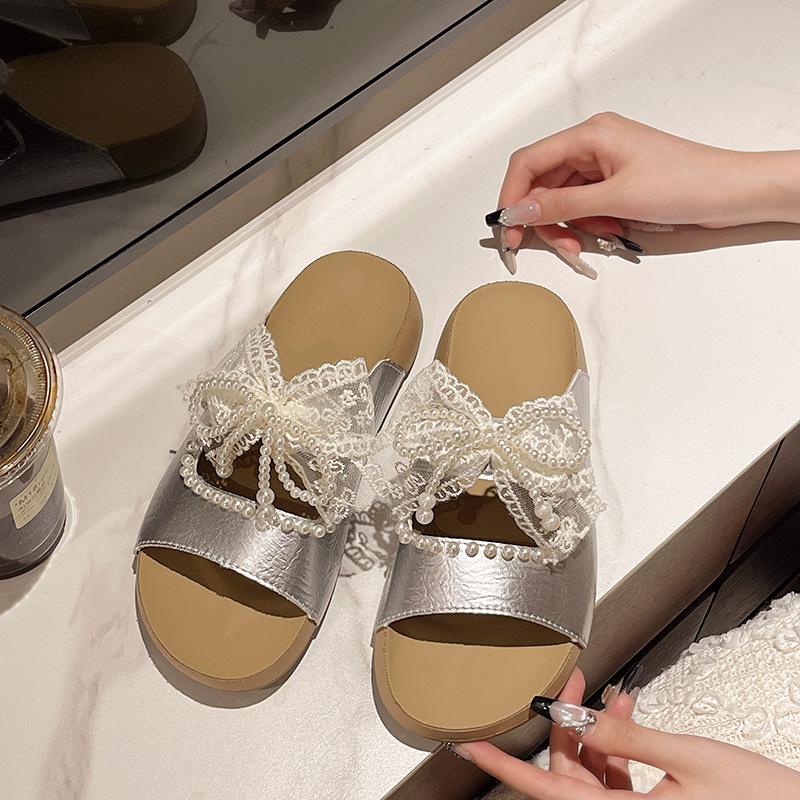 2025 Summer Retro New Girls Platform Slippers Bow Velcro One-word Thick-bottomed Casual Cool Slippers