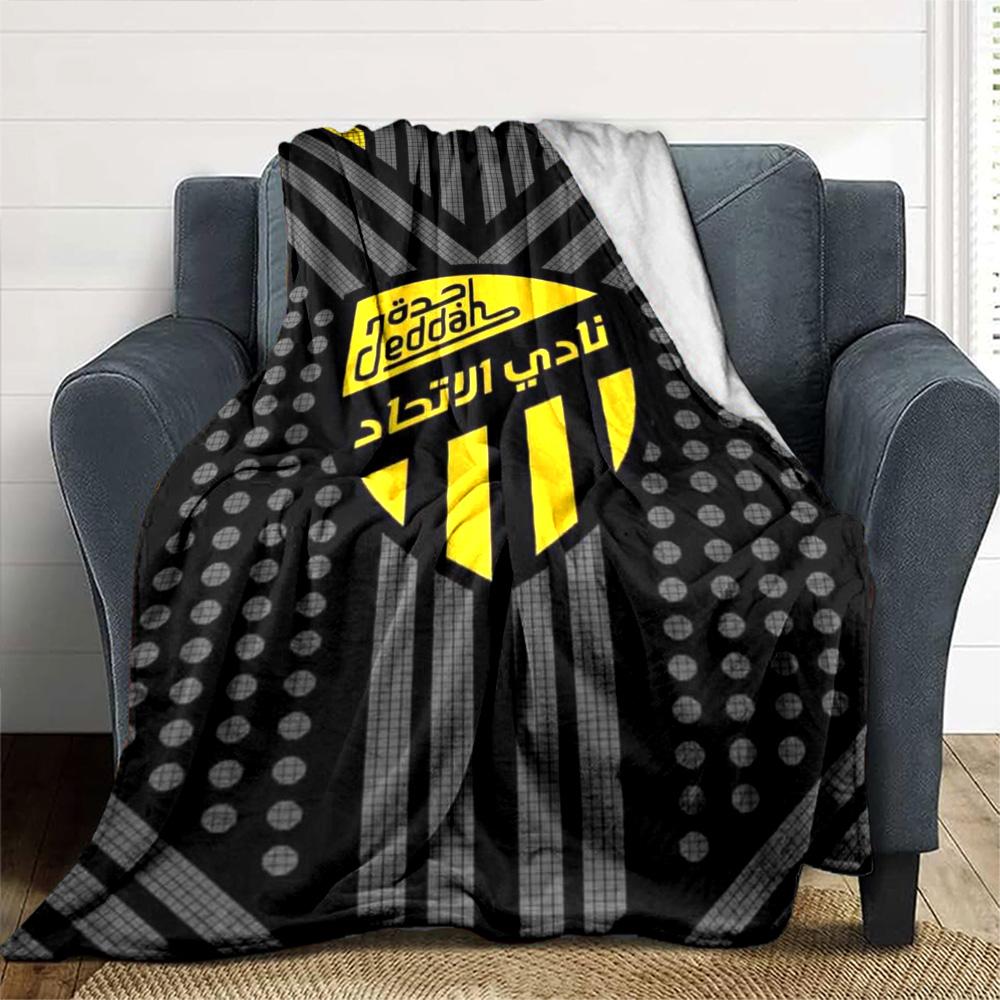 Al-Ittihad Club Logo Print Flannel Blanket High Quality Warm Comfortable Cover for All Seasons Perfect for Gifts Home Decor