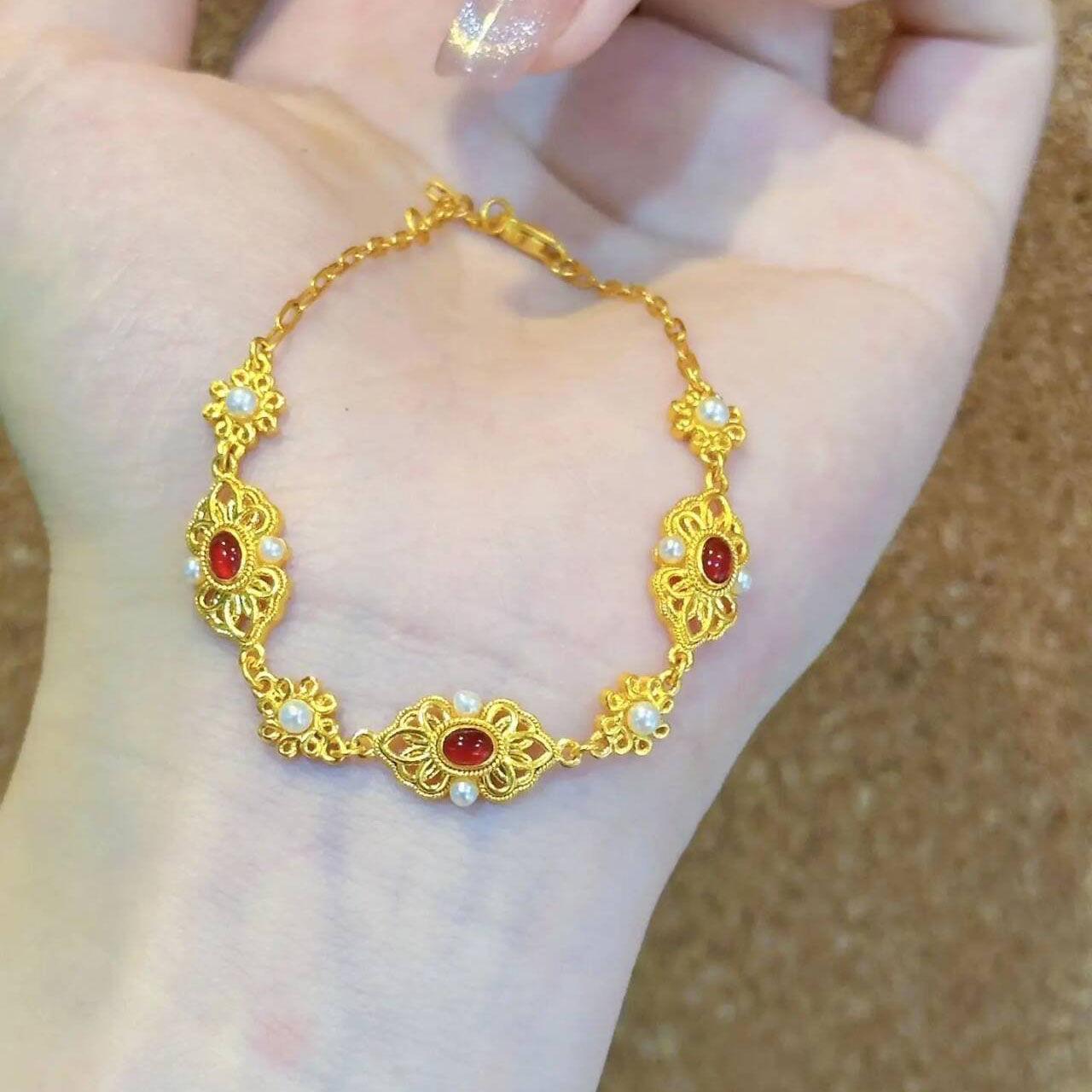 

New Hollow Out National Tide Sand Gold Bracelet: Elegant, Fade-Resistant, Gentle Style