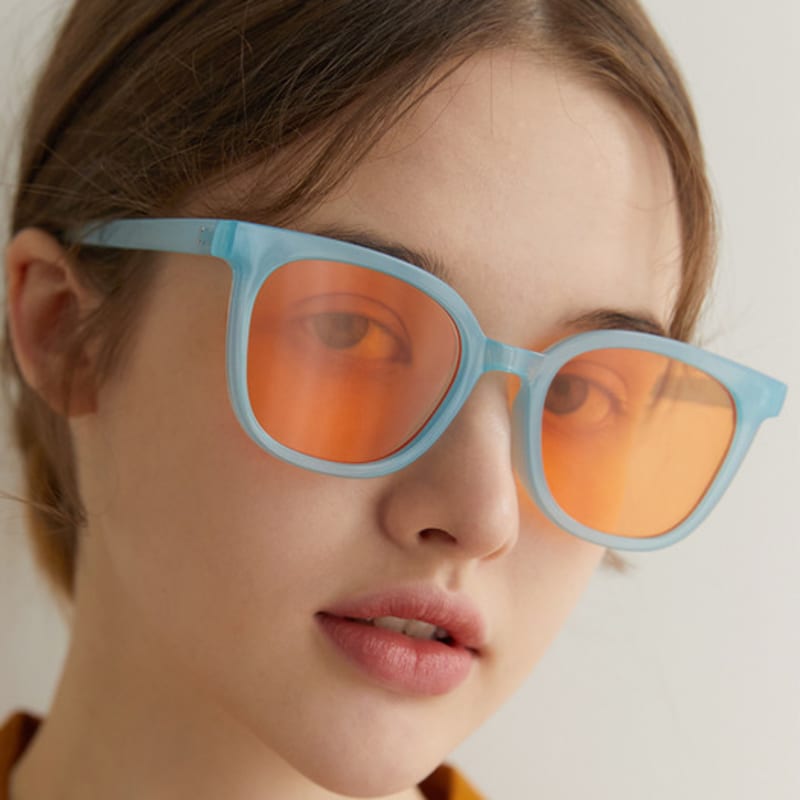 

One Brilliant Jayce-OB267-Blue Orange FREE