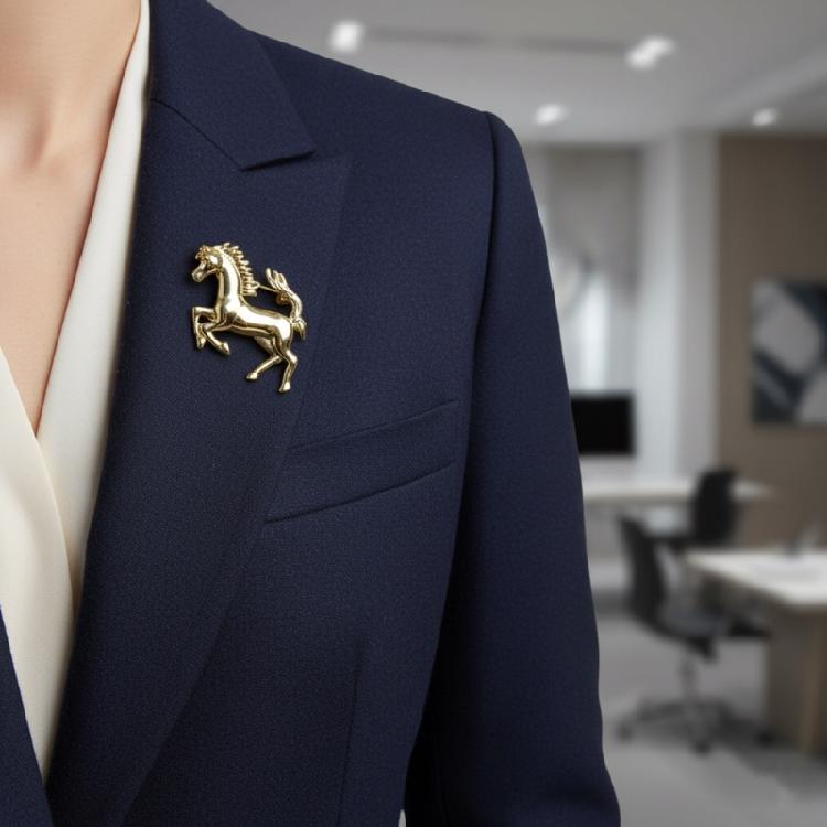 Contemporary Alloy Horse Brooch Creative Safety Lapel Pin For Daily Use Special Occasions Secure Backing