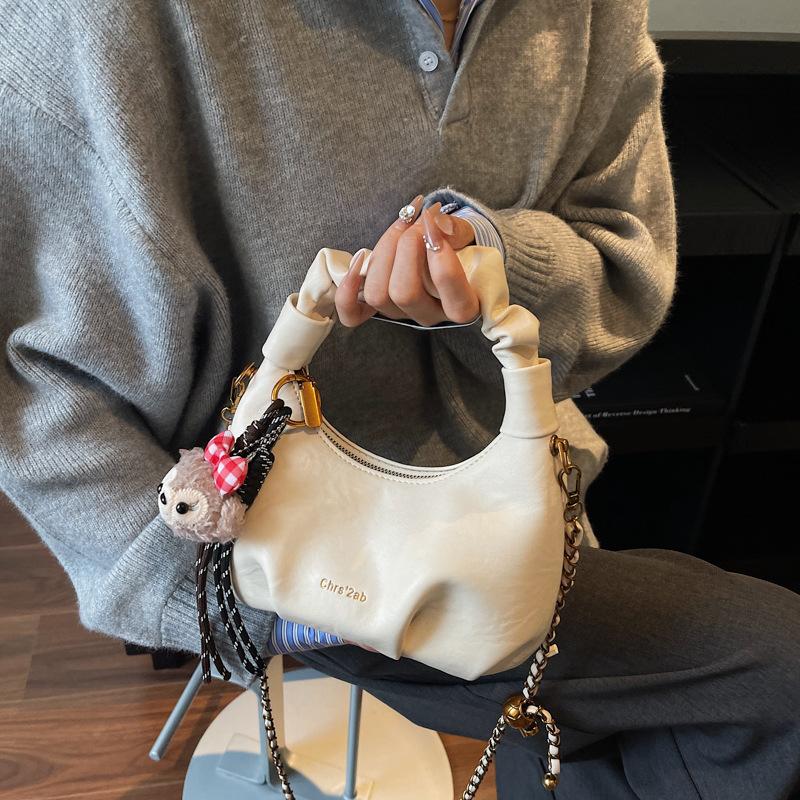 Korean Version of Fashionable Versatile Pleated Portable Commuter Cloud Bag Women's 2025 Autumn and Winter New Simple Messenger Dumpling Bag