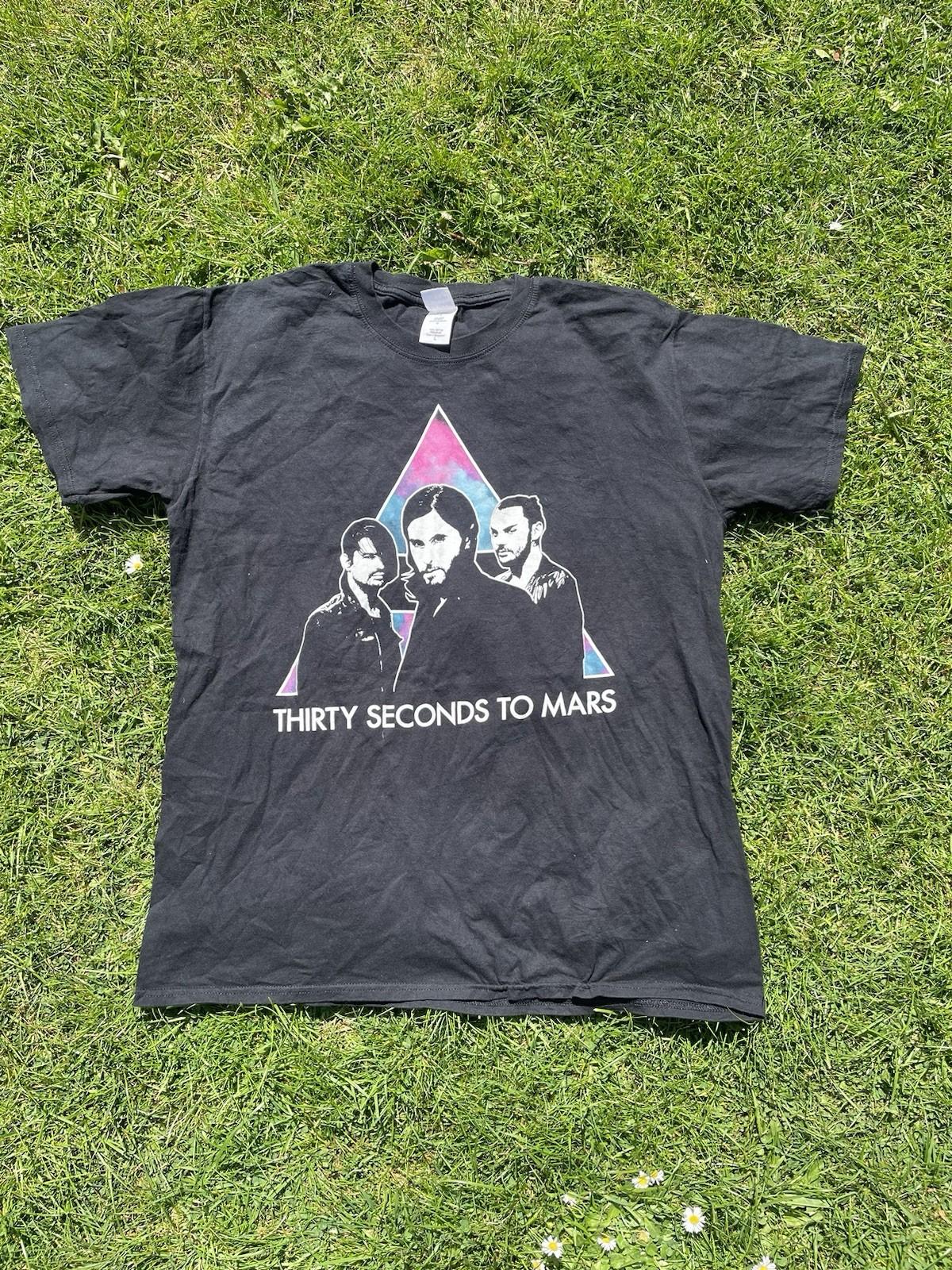 Thirty Seconds To Mars Graphic T Shirt Medium XXXXL