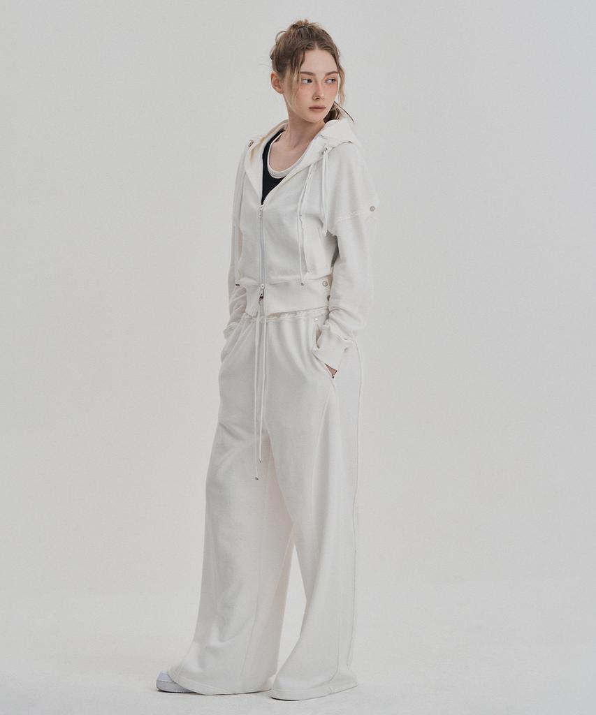 Jenyujeu Studded Button Pants - White