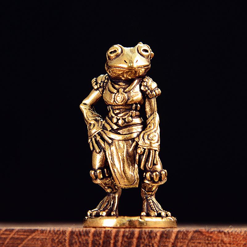 Graceful Frog Statue Ornaments Mini Antique Brass Frog Animal Sculpture Home Desk Decoration Tea Pet Collection Exquisite