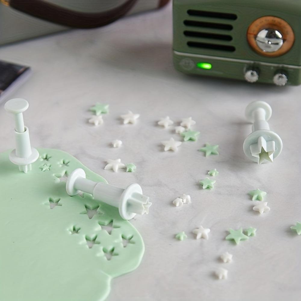 3pcs Valentine's Day Heart Shaped Spring Sugar Mold Cake Decoration Food Grade Mold Cookie Mold DIY Mold Kitchen Supplies