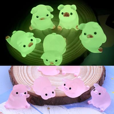 6pcs Pig Miniature Glow Pig Statue Luminous Carving Technology Mini Portrait Mini Fairy Garden Landscape Household Supplies