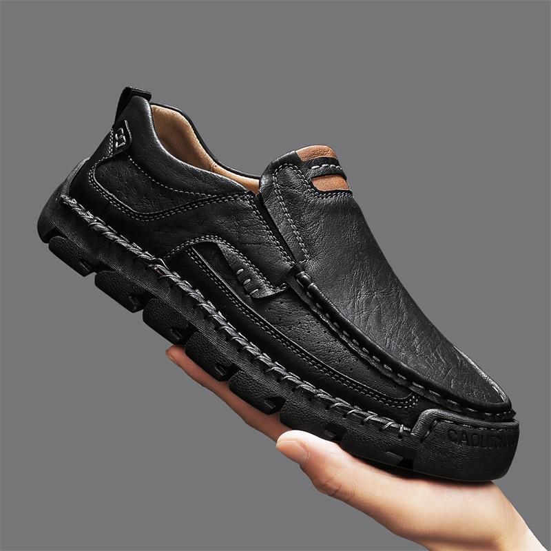 Fashion Comfortable Men's Soft-Soled Slip-On Flats Casual Leather Loafers Versatile Business Shoes Non-Slip Male Hiking Shoes Moccasins