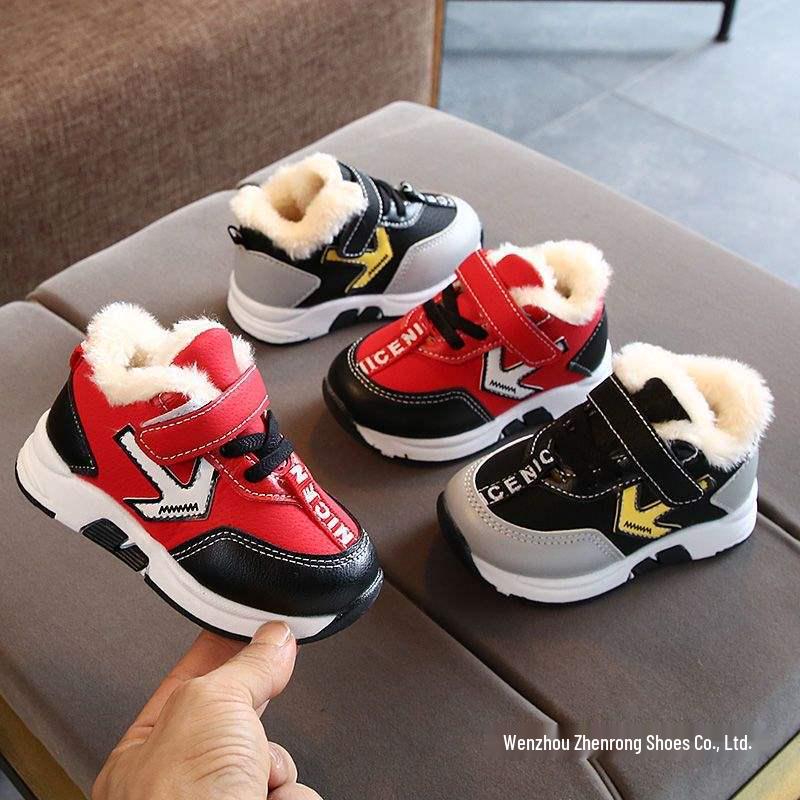 Winter Leather Baby Walking Shoes: Soft Sole, Non-Slip, Velvet-Lined for Boys & Girls (0-3 Years)