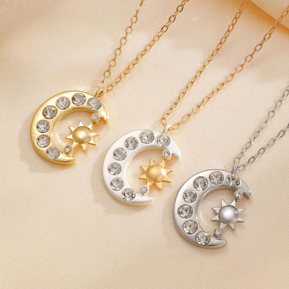Inlay Zircon Shiny Sun Crescent Moon Pendant Necklace for Women Exquisite Charm Collar Chain Jewelry Accessories