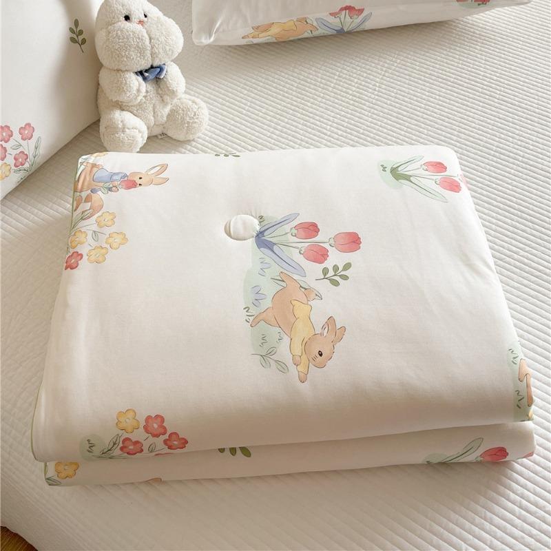 Lightweight Knitted Comforter Cute Cartoon Pattern Skin Friendly Thin Summer Quilt Air Conditioner Duvet for Home