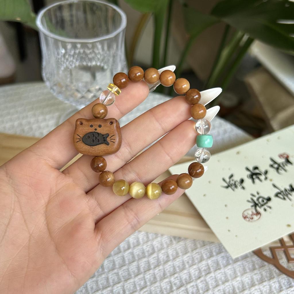 Handmade Natural Beaded Bracelet - Retro Literary Style.