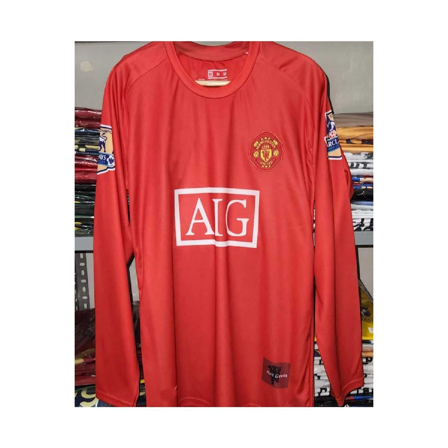 

Манчестер Юнайтед 2007/08 Криштиану Роналду Красная домашняя майка с длинным рукавом