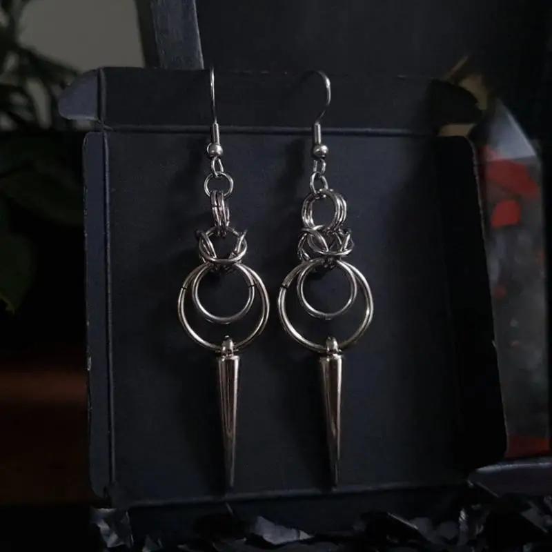 Punk Metal Piercing Curved Spike Earrings For Women Goth Grunge Aesthetic Rivet Earrings Jewelry Gift