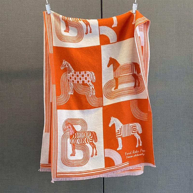 Autumn New Splicing Contrasting Color Jacquard Scarf Imitation Cashmere Warm Neck Protection Scarf with Fashionable Big Shawl