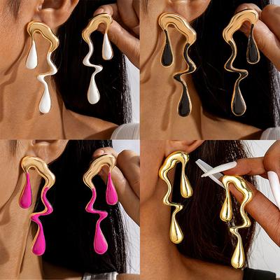 Mode Mehrfarbige Legierung Tropföl Unregelmäßige Ohrringe Nischenpersönlichkeit Flüssiges Design Süße Coole Ohrringe