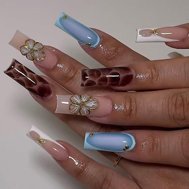 24-Piece Set: 3D French Flower & Gold Lace Leopard Print Nail Tips