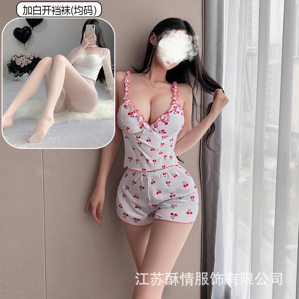 Crispy Cherry Floral Can Be Worn Outside, Sexy Suit, Free Suspender V-neck Plus Chest Pad Pajamas, Comfortable Home
